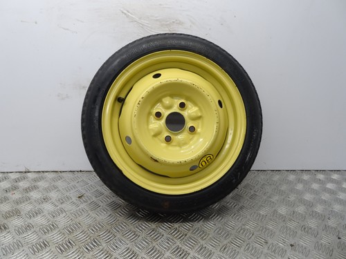 Toyota yaris inch space - inch,