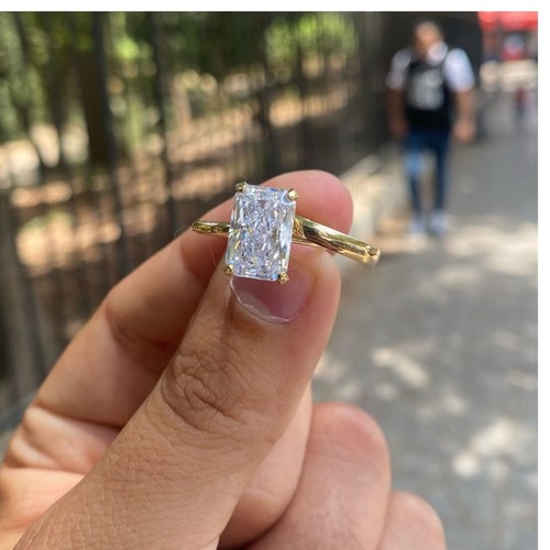 Immense carats radiant - carats,