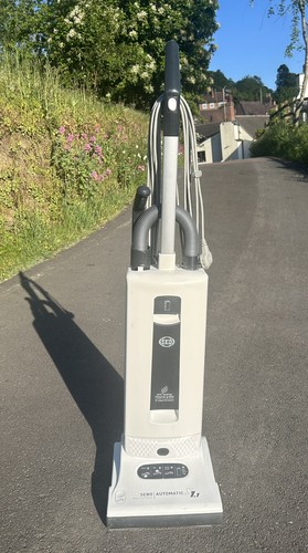 Sebo automatic upright - x1.1,