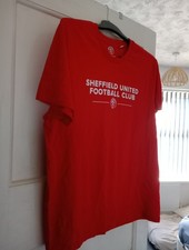 Sheffield United Men's T-Shirt Red Size Large BNWT