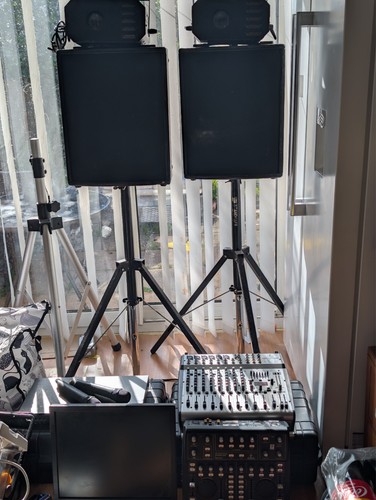 Full set up - dj,