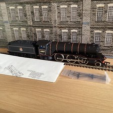 Bachmann 31-553A. V2 BR Black