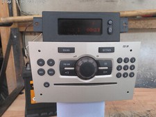 Vauhall Corsa D Cd30 CD PLAYER RADIO STEREO & DISPLAY SCREEN IN CHAMPAGNE COLOUR