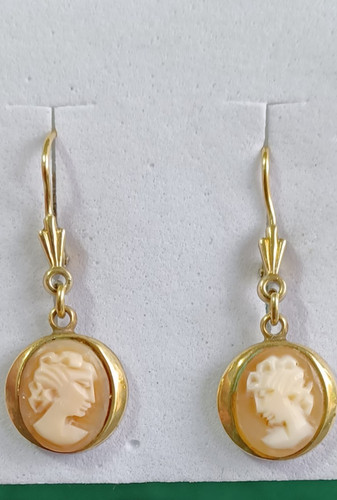 Vintage shell cameo earrings - shell,