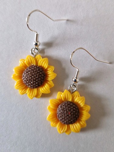 Pretty sunflower dangle