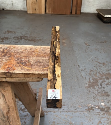 Pale moon ebony - pale,
