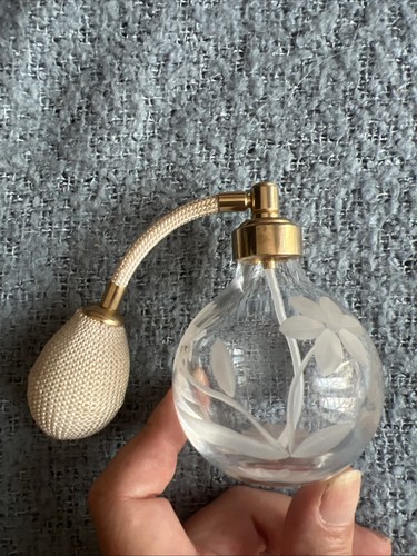 Vintage royal doulton - vintage, perfume