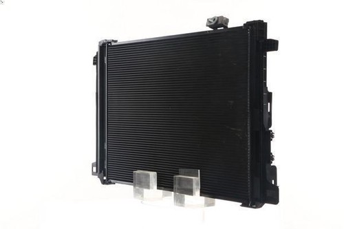 Air conditioning condenser
