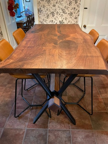 Beam metal table - x-beam,