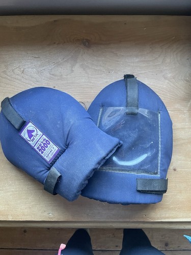 Body protector shoulder - pads,