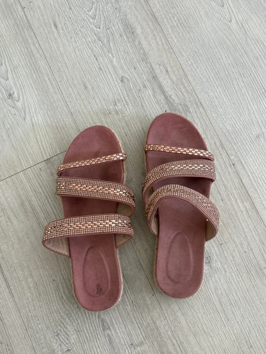 Pink sparkly sandals size - , 5