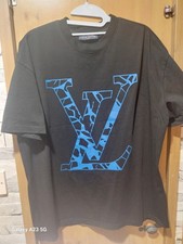Louis Vuitton Men's T-Shirt