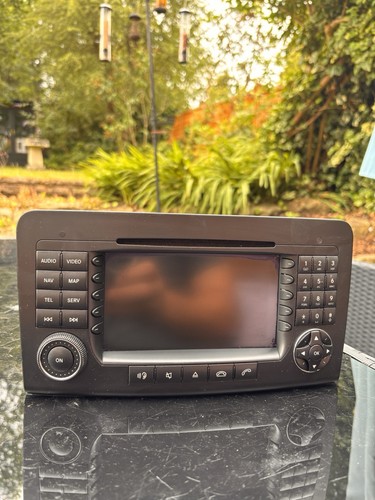 Mercedes benz comand aps - comand,