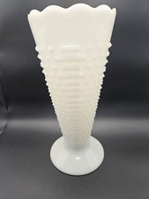 Vintage Large Scallop Edge
