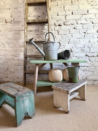 Hungarian bucket bench - bucket,