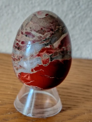 Red jasper egg with agate - red,