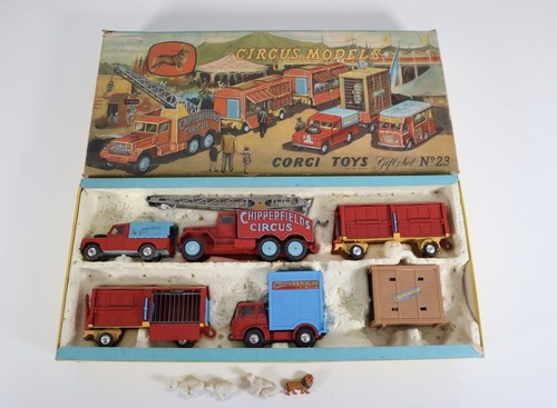 Corgi toys gift - toys,, set