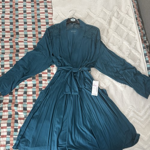 Bnwt beautiful dark teal - dark,