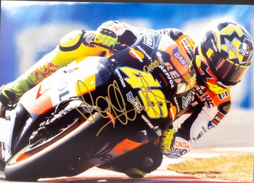Valentino rossi motorcycle - valentino,