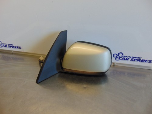 Toyota rav4 wing mirror - toyota,