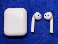 Genuine Apple AirPods 2nd Gen with Charging Case (lightning) – tested & working