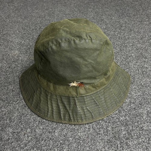 Barbour waxed bucket - , xl