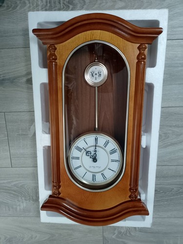 London clock wooden - london,