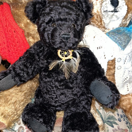 Artist bear sue hubbard - bear, by