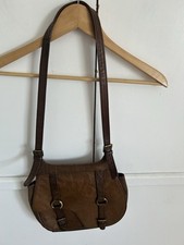 BOLLA ~ TAN BROWN LEATHER SHOULDER / BAG