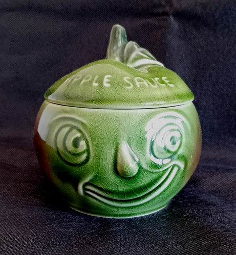 Sylvac apple sauce face pot - sylvac,