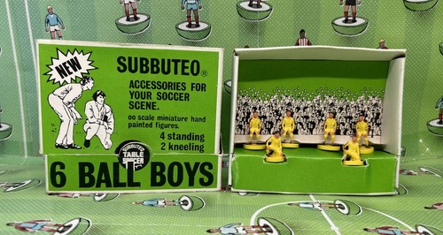 Subbuteo c134 ball boys - subbuteo,