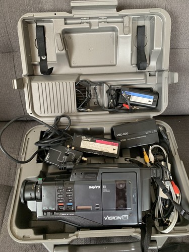 Sanyo vision 8mm camcorder - 8, &