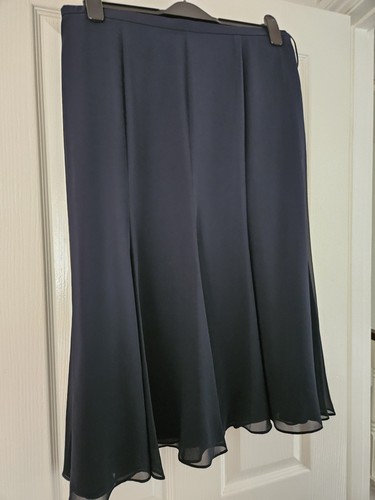 Nwot stunning occasion wear - stunning,