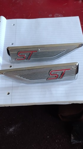 Ford focus wing emblems - ford,