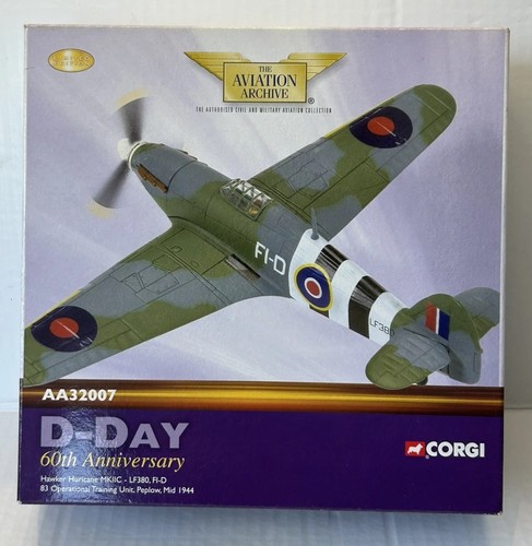 Corgi aa32007 hawker hurricane - corgi,