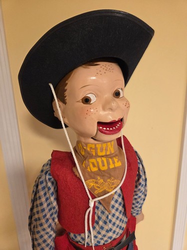Super rare ventriloquist - *super,