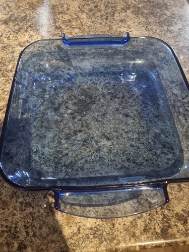 Pyrex colbolt blue baking dish - colbolt,