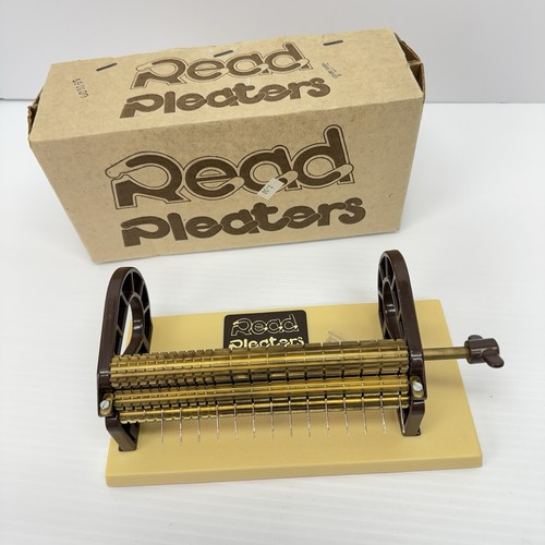 Vintage read smocking pleater - read,