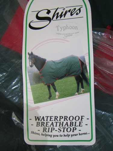 Shires typhoon medium - shires,