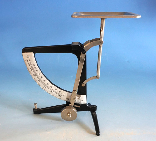 Bauhaus letter scales office - letter,