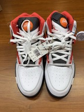 Size 12- Reebok Pump Omni Zone