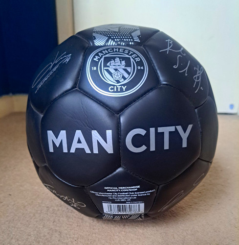 Manchester city signed size - signed, 5