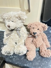 Russ Berrie Thornbury  Frizzly