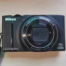 Nikon COOLPIX S8200 16.1MP 14x