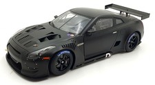 Autoart 1/18 Scale Diecast