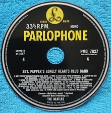 The Beatles - Sgt Pepper Mono CD - Super Deluxe Boxset 2018 - Like New