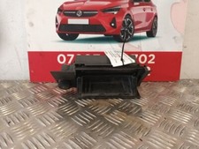 Vauxhall Astra G Convertible 2002-2005 Centre Ashtray Power Socket 90561252