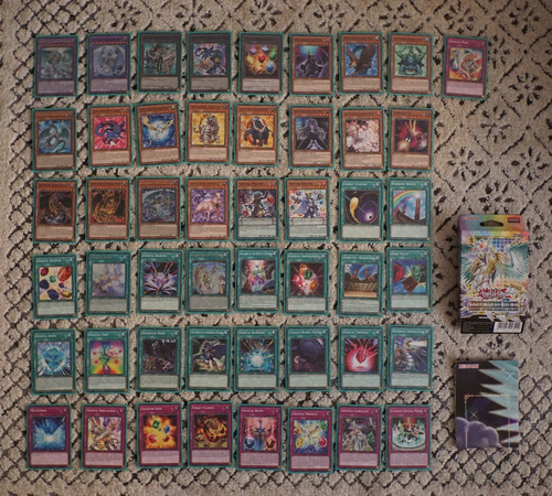Sleeved legend the crystal - sleeved,