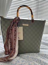 Bessie London Green Handbag