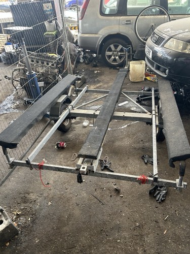 Galvanized steel single axle - galvanized,